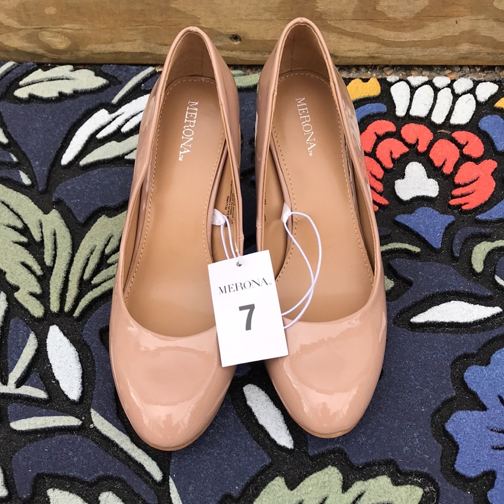 Merona pumps size 7